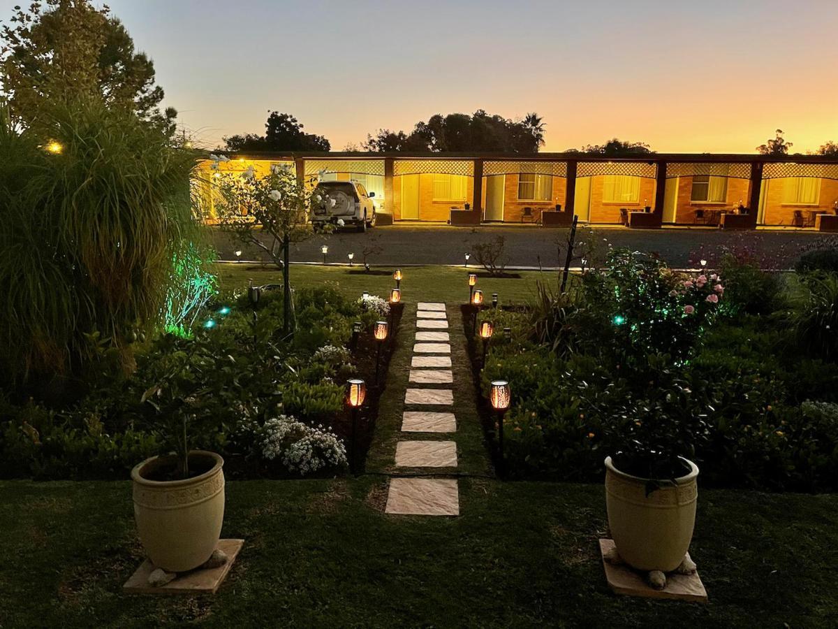 Quirindi Sunflower Motor Inn Екстериор снимка