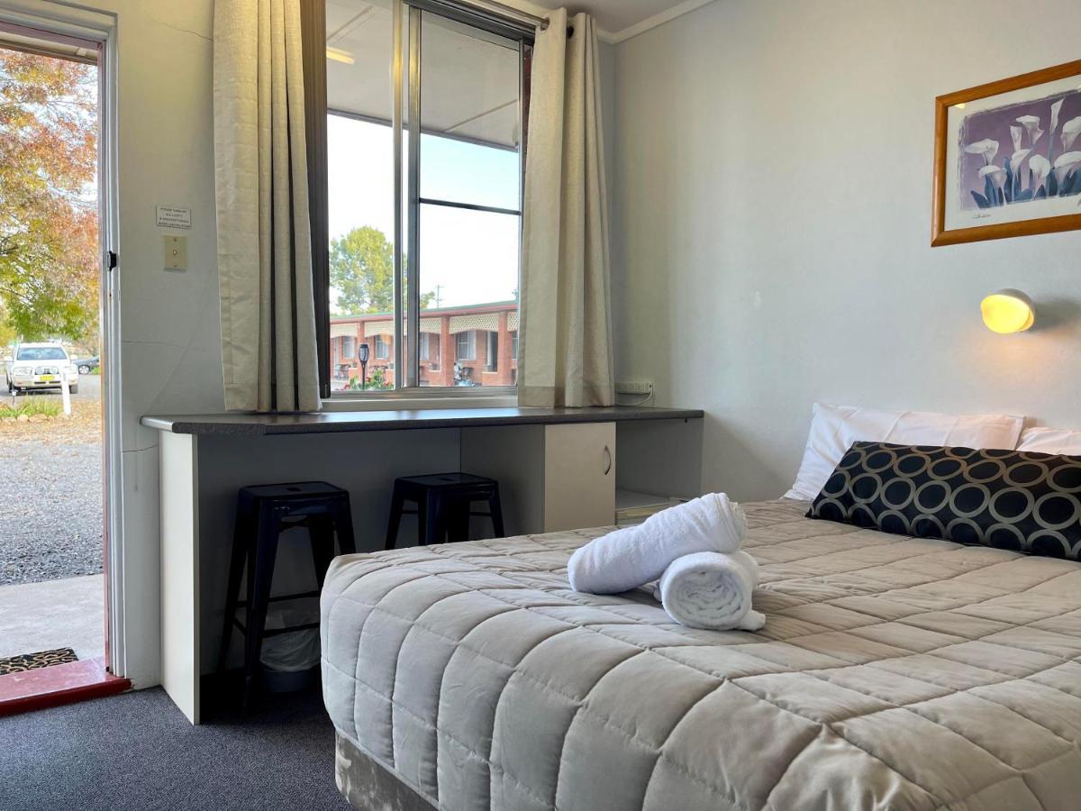 Quirindi Sunflower Motor Inn Екстериор снимка