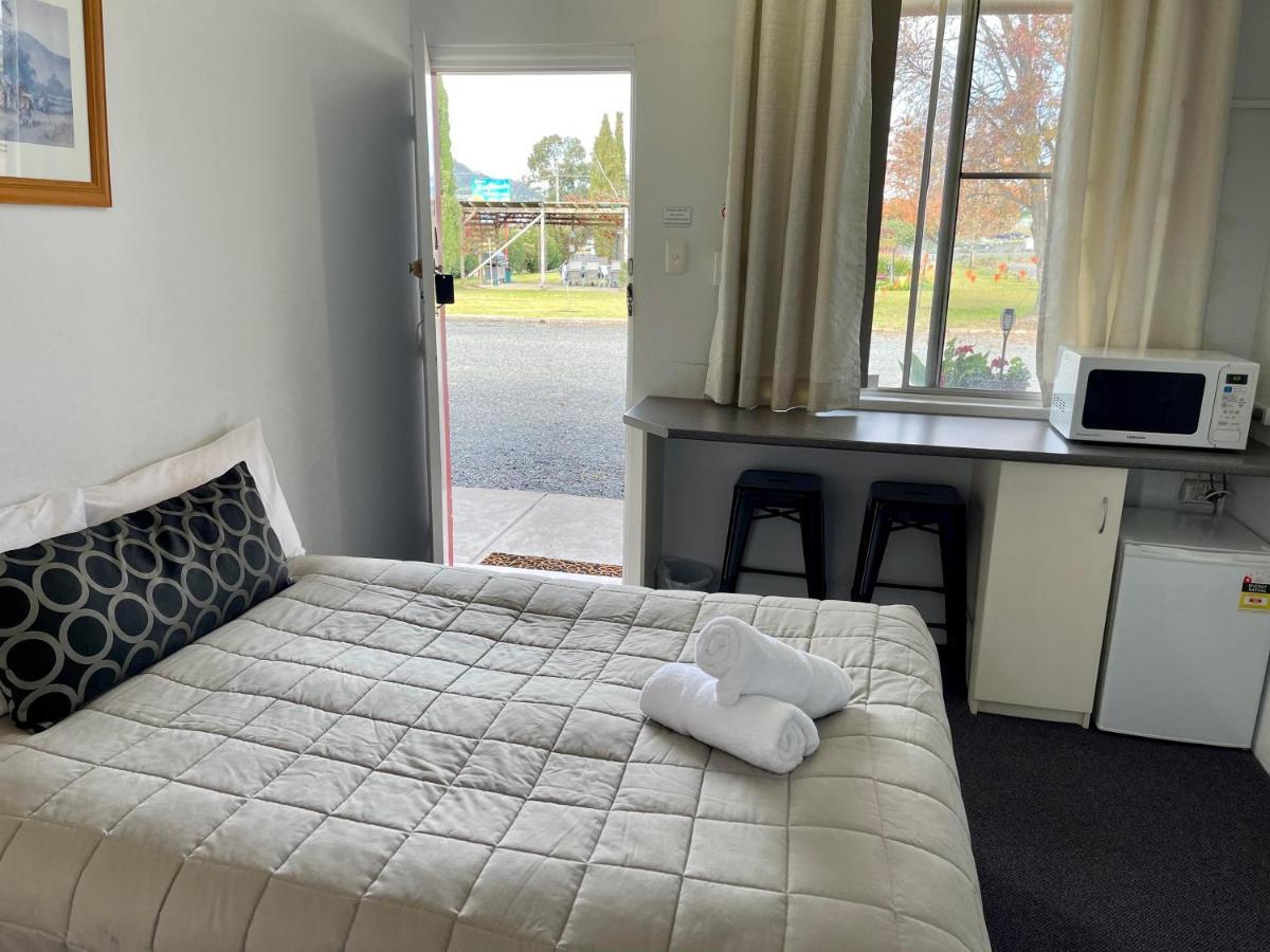 Quirindi Sunflower Motor Inn Екстериор снимка