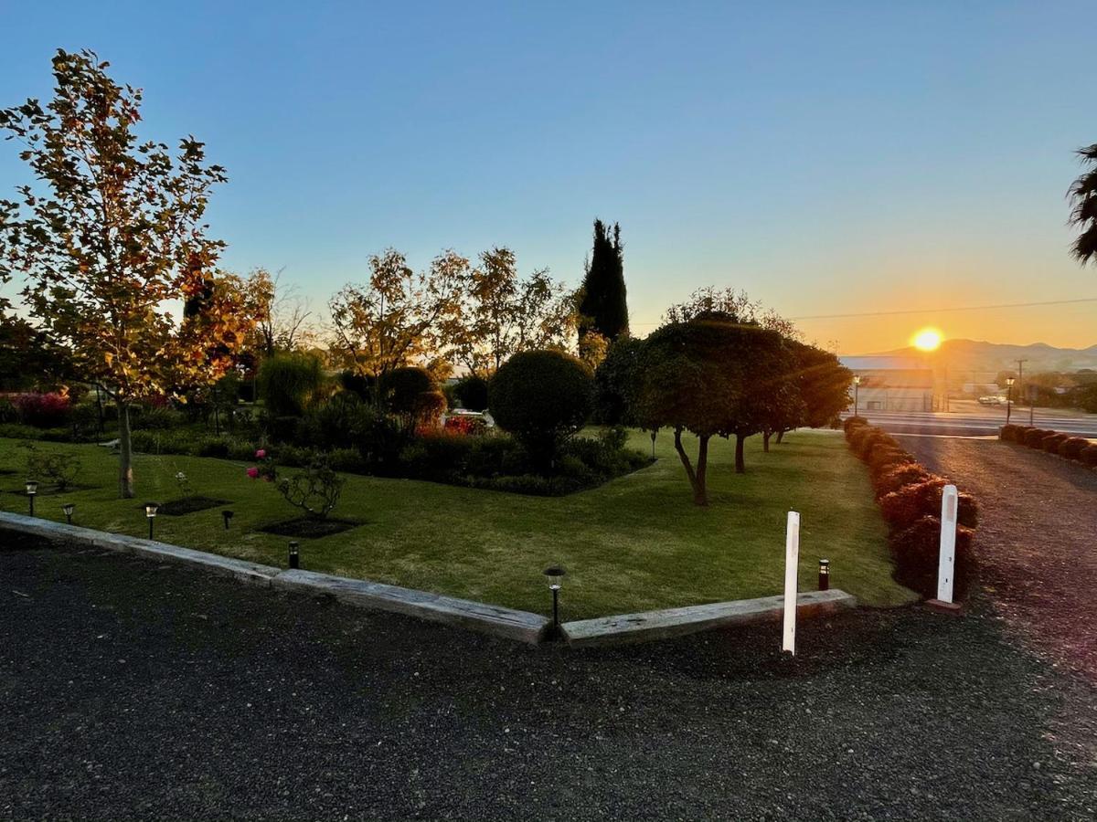 Quirindi Sunflower Motor Inn Екстериор снимка