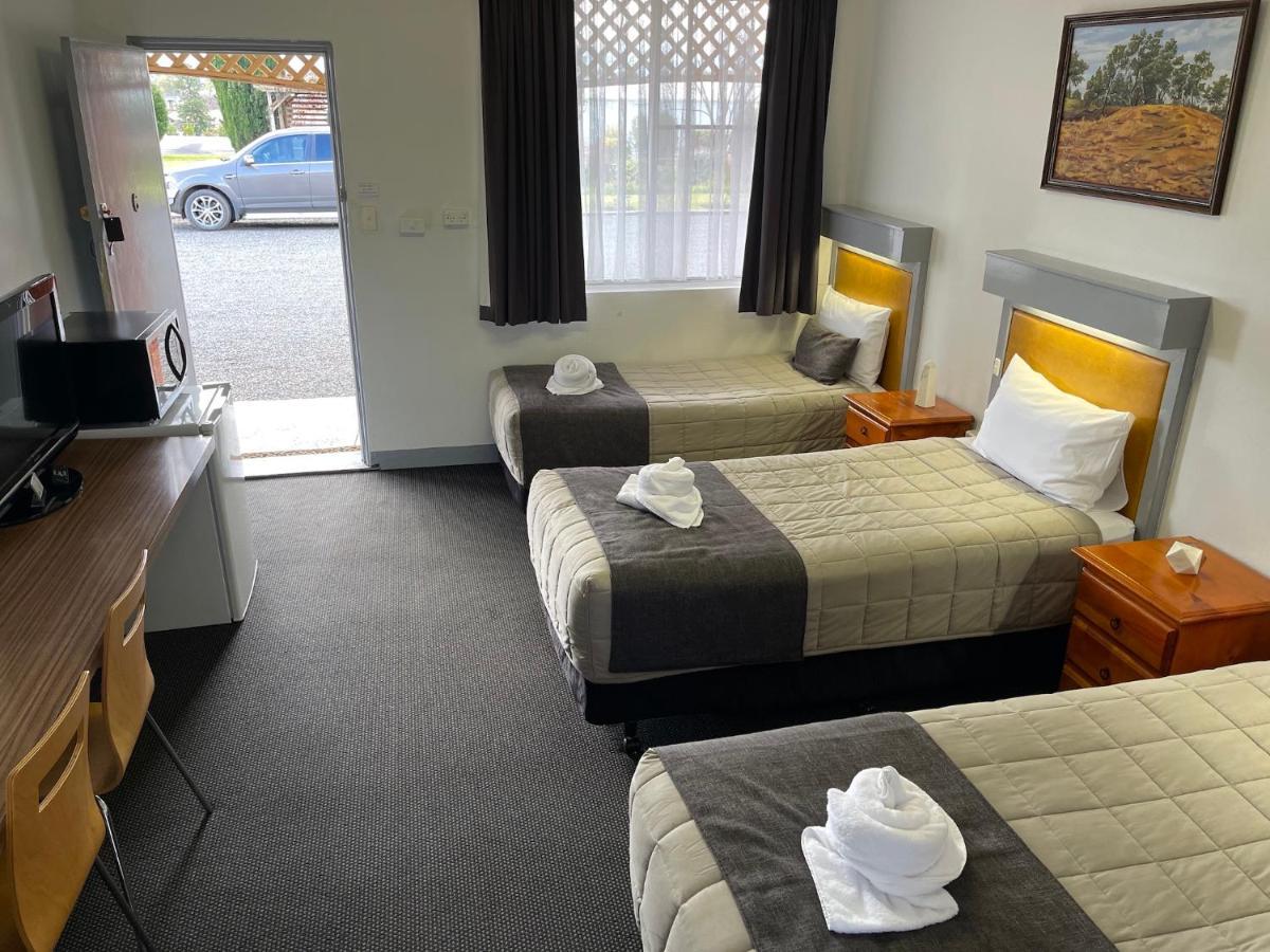 Quirindi Sunflower Motor Inn Екстериор снимка